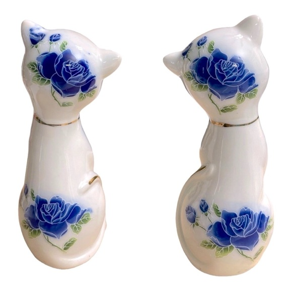 Feng Shui Two White Cats- Hand Crafted and Decorated Fine Chinese Porcelain. - Picture 3 of 7